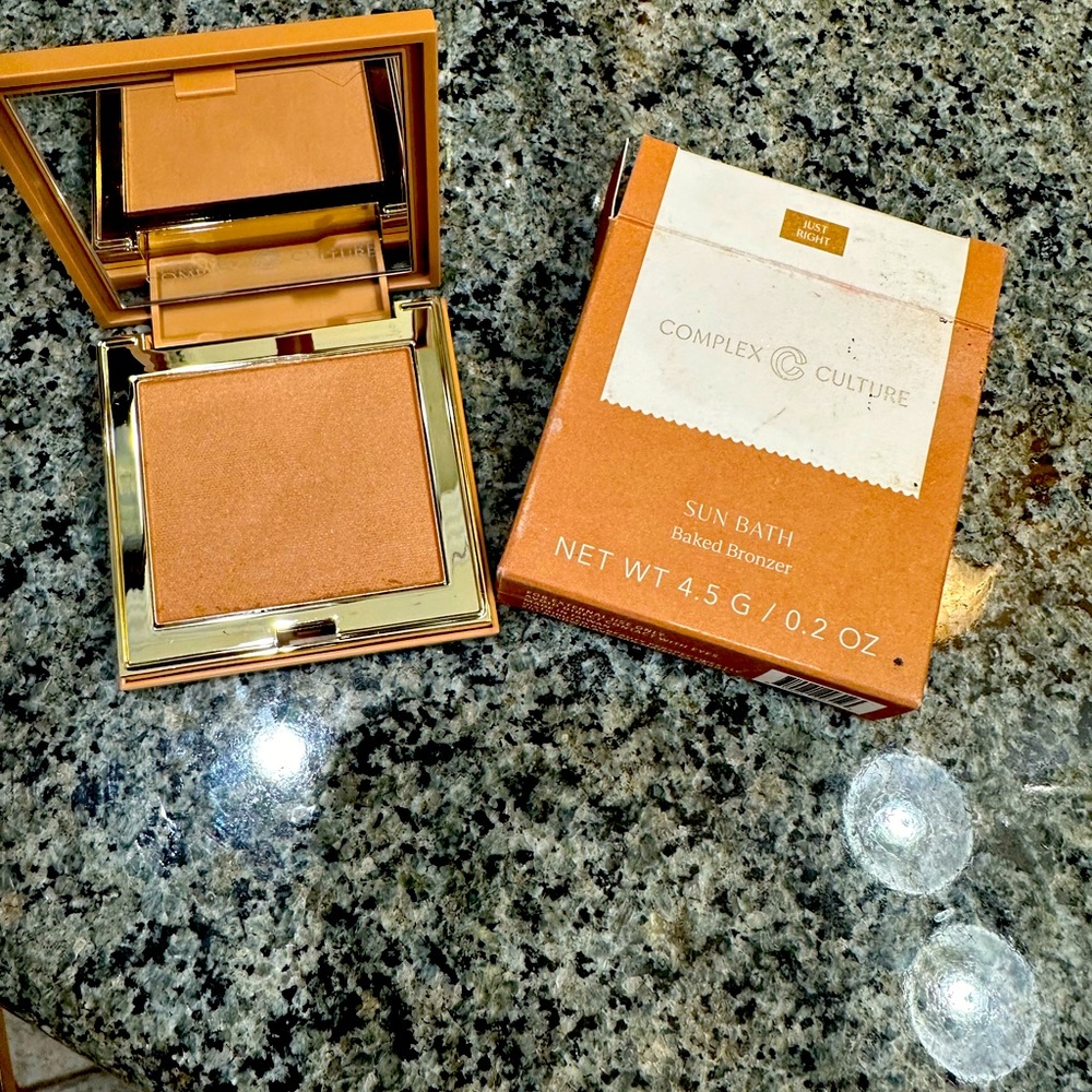Bronzer